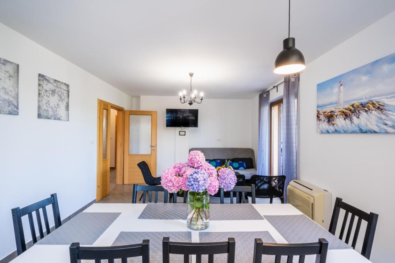 Downtown Apartment Helena โอปาติยา ภายนอก รูปภาพ